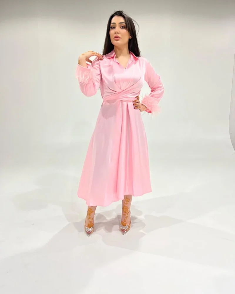 ⁦Radiant Pink Dress⁩ - الصورة ⁦2⁩