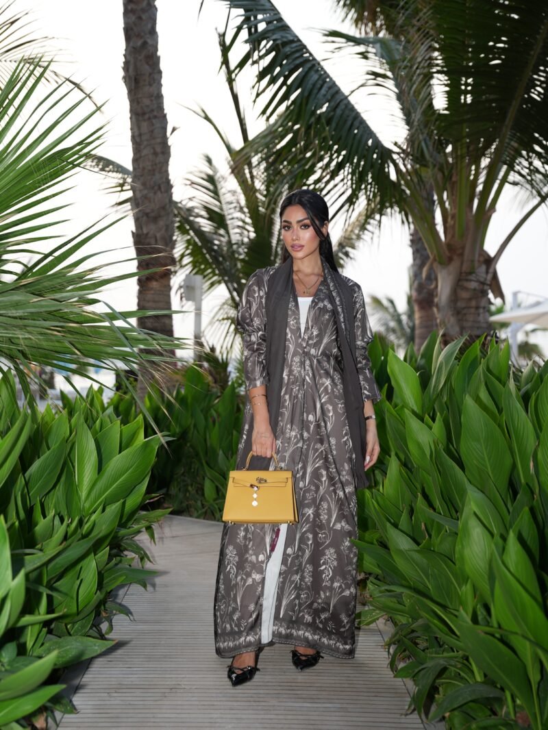 ⁦The silken bloom - olive⁩ - الصورة ⁦3⁩