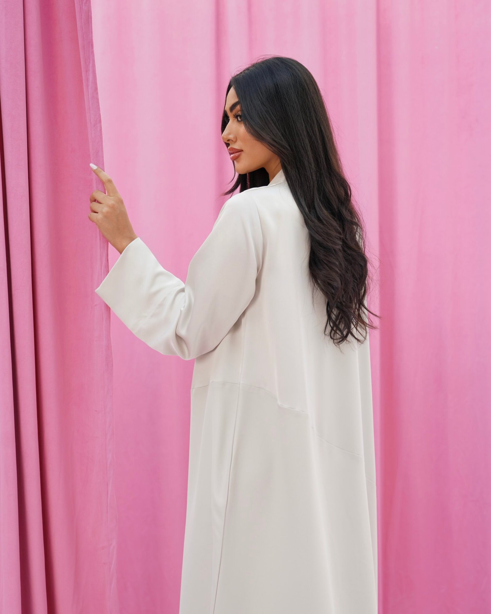 The Mii - off white - الصورة 10