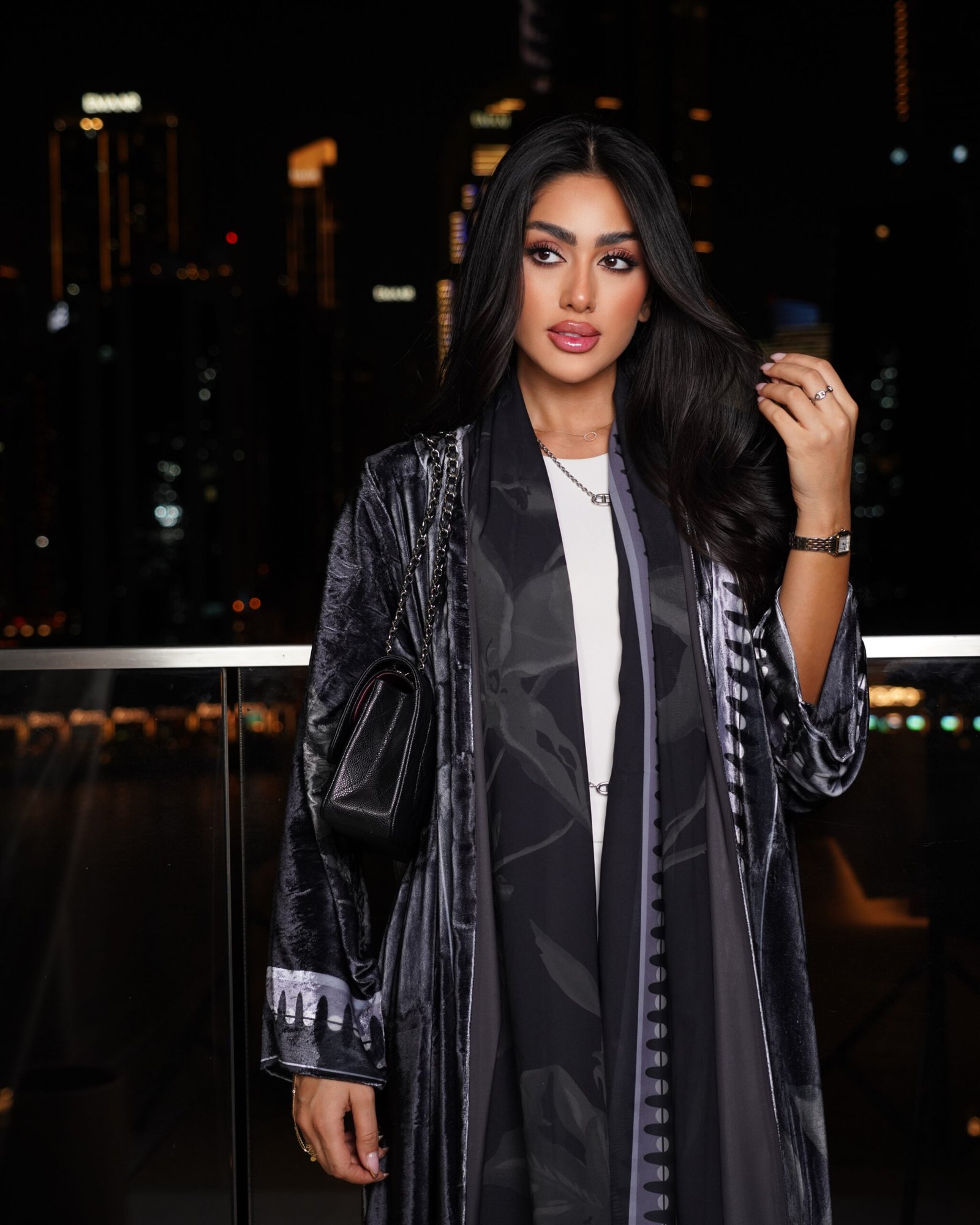 The Velvet ward - الصورة 5