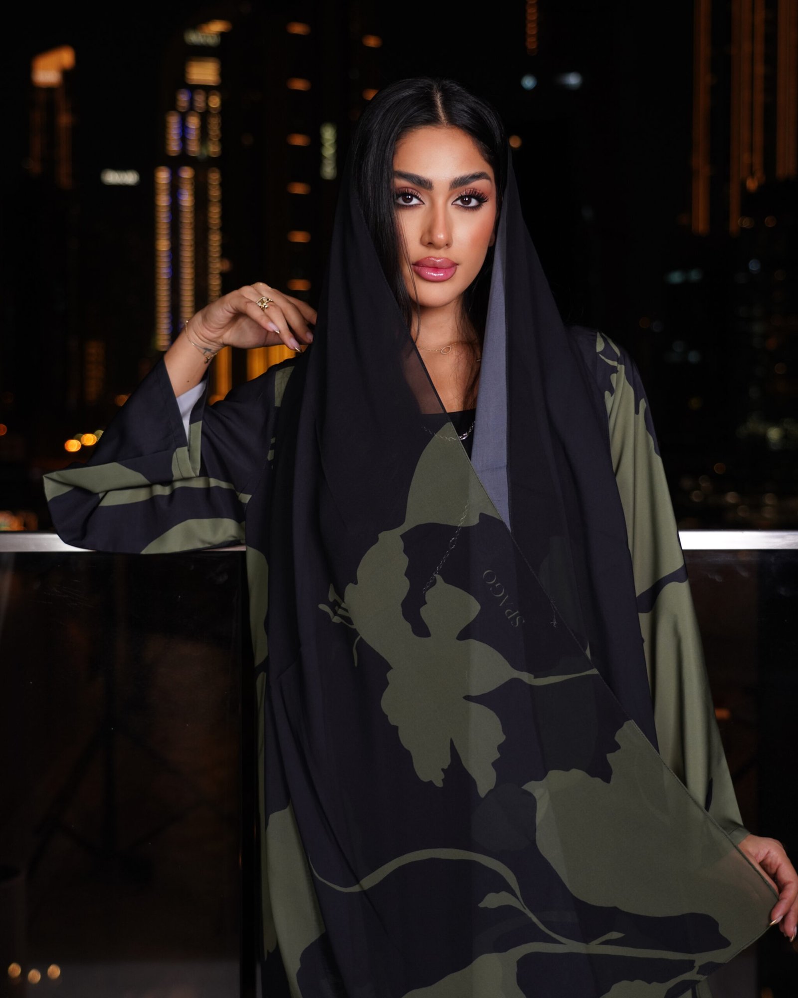 The Green Flowers - الصورة 7