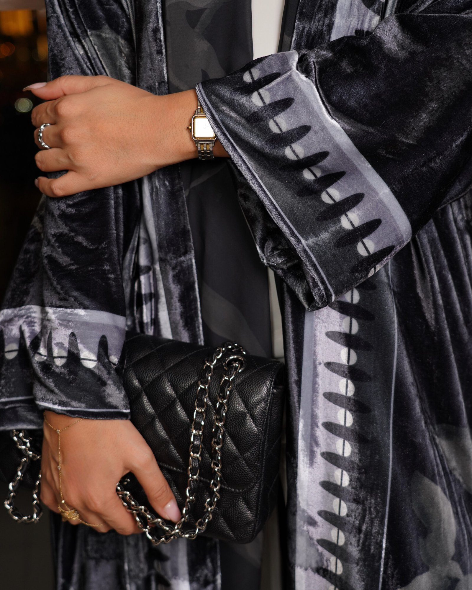 The Velvet ward - الصورة 9