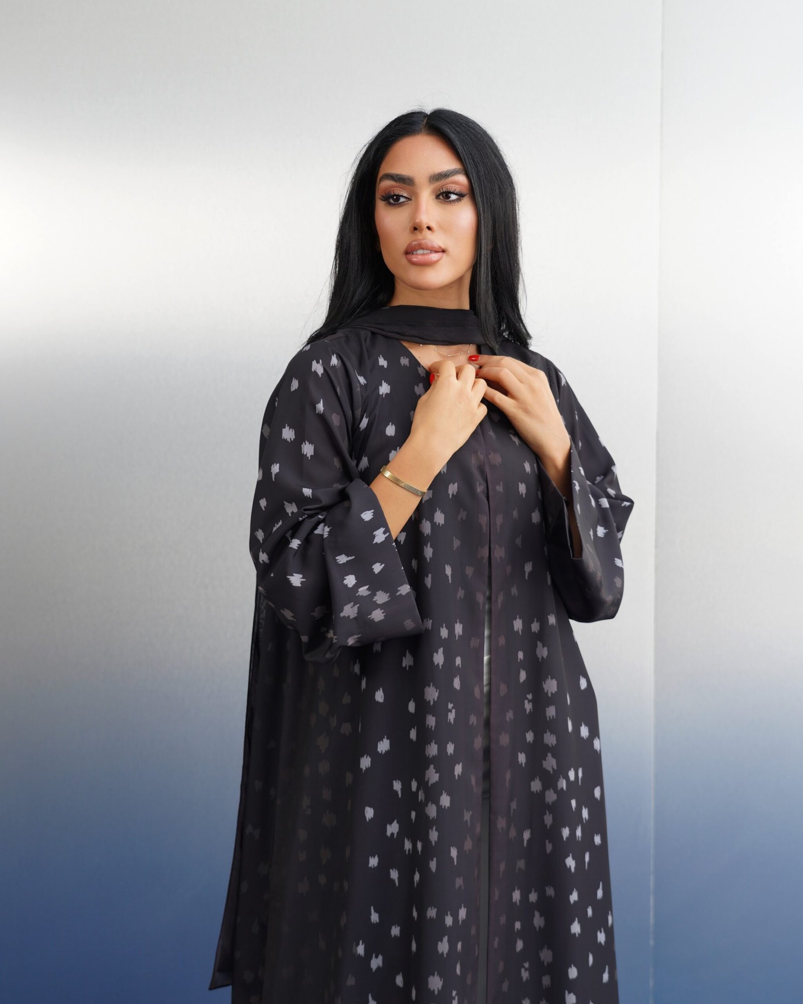 The Leona - black