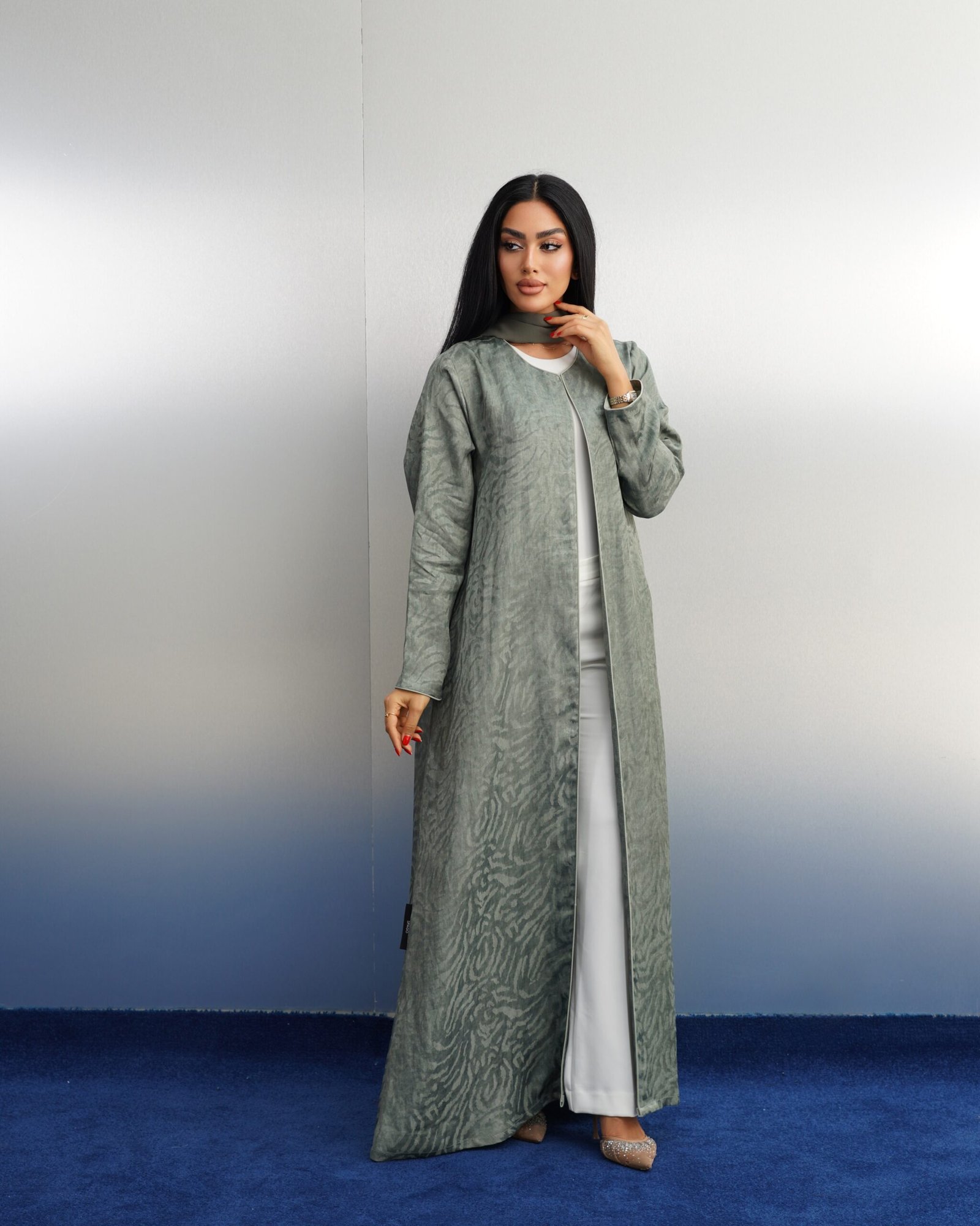The Moss green - الصورة 3